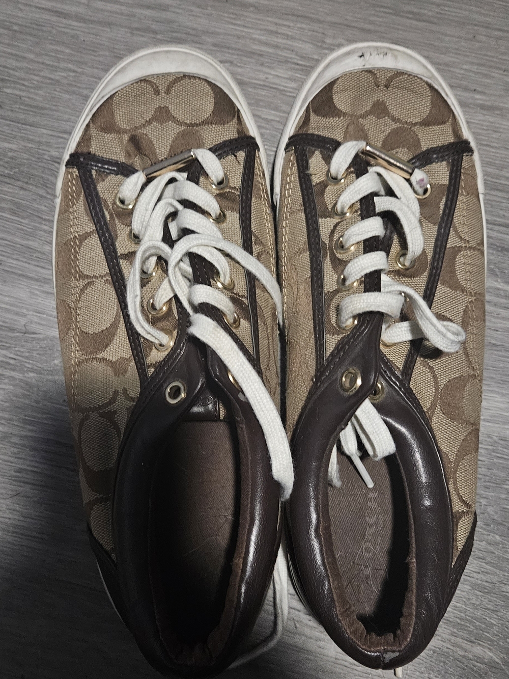 Coach Tan/Brown Signature Canvas Low-Top Sneakers with White Laces